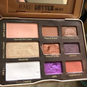 Toofaced Peanut Butter and Jelly Eyeshadow Palette